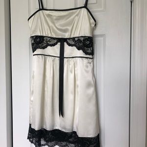 Guess top